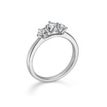 Billede af Mads Z "Crown Trinity" ring 14 kt hvidguld m. 0,34ct. W.SI str. 56