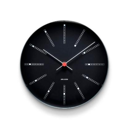 Billede af Arne Jacobsen vægur - Bankers - sort/rød/hvid - 29 cm
