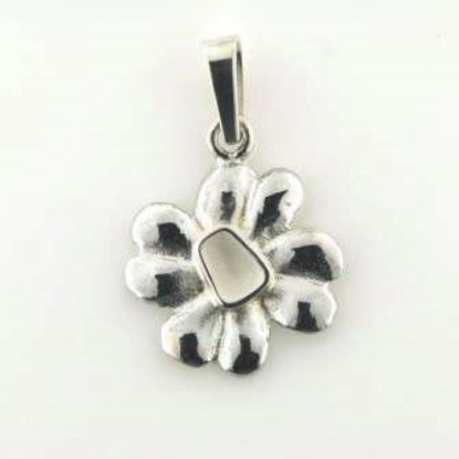 Billede af Tand vedhæng, firkløver med  mælketand, 14 kt. hvg.