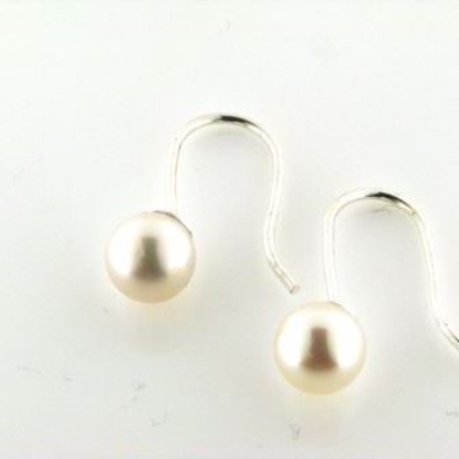 Billede af Ørehænger, fast bøjle, fv. kulturperle 2* 5,5-6,0 mm. 925s.