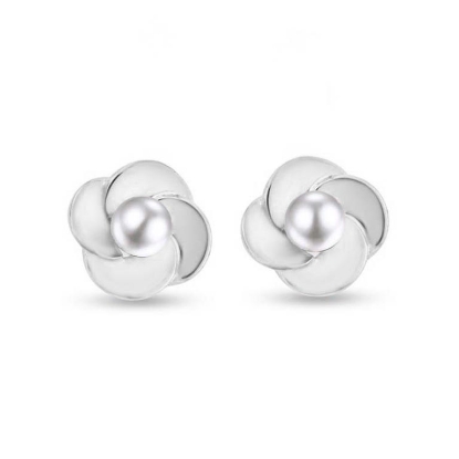 Billede af Ørestik perle, sv. 2* 4-4½ mm. 14 kt. hvg.