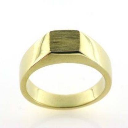 Billede af Herrering massiv, plade 7,5*7,5 mm. 925 s. forgyldt (forgyldning vil blive slidt af ved dagligt brug !)