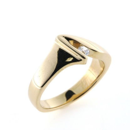 Billede af Ring med 3 mm. syn. sten 8 kt.