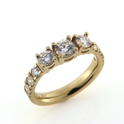 Billede af Rækkering 9 brillanter 14 kt.