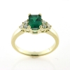 Billede af Ring med smaragd ca. 7*5 mm. og 6 brillanter a 0,04 w/vs. 14 kt.