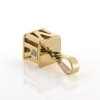 Billede af Vedhæng udsavede bogstaver, brill. 0,05 w/vs. hj. 7,2 mm. 14 kt. 
