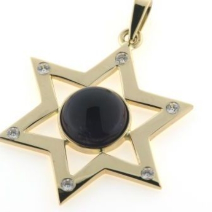 Billede af Vedhæng stjerne 14 kt. 10 mm. cab. sl. ametyst og 6 brill.