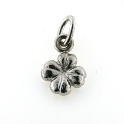 Billede af Vedhæng massiv firkløver,ovalt øsken, dia. 13,0 mm., tyk. 4,5 mm. 14 kt. hvg.