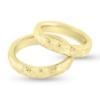 Billede af Vielses & Forlovelses ringe Rustik overflade14 kt.