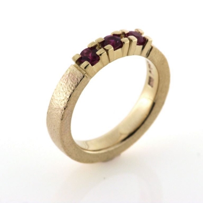 Billede af Sten isat ring i høj grabbe fatning (excl. sten)