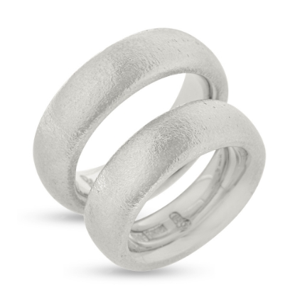 Billede af Vielses & Forlovelses ringe oval profil, bred. 7,1 mm. tk. 3,3 mm. 14 kt. hvg.