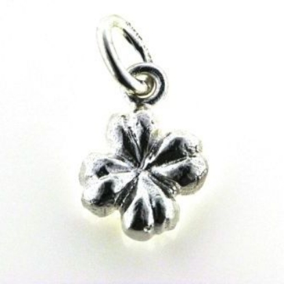 Billede af Vedhæng massiv firkløver med øsken 15,0 mm., tyk. 6,5 mm. 925 s.