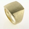 Billede af Herrering massiv lukket bund, plade 17,5*15,5 mm. 18 kt.