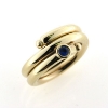 Billede af Ring spiral snoet, isat 3 mm. blå safir, 3 mm. tråd 14 kt.
