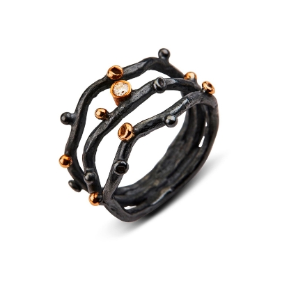 Billede af By Birdie Grace Triple ring sort rhodineret sølv m. 14kt og 0,05 ct brillant (str. 52-60)
