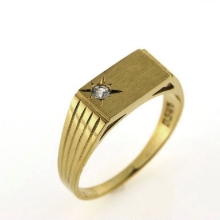 Billede af Herrering m. syn. sten 14 kt. facon 4,4 gr. (prisen er excl. guld)