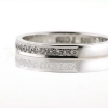 Billede af Ring fattet med  15 brill. a 0,01 w/vs. 14 kt. hvg.