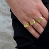 Billede af Herrering m. lukket bund råguld i hjørne 14 kt. facon + 6,7 gr. (prisen er excl. guld)