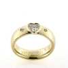Billede af Ring fattet med hjerte sl. diamant + 2 brill. a 0,03 w/vs.  14 kt.
