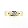 Billede af Ring fattet med hjerte sl. diamant + 2 brill. a 0,03 w/vs.  14 kt.