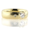 Billede af Ring fattet med hjerte sl. diamant + 2 brill. a 0,03 w/vs.  14 kt.