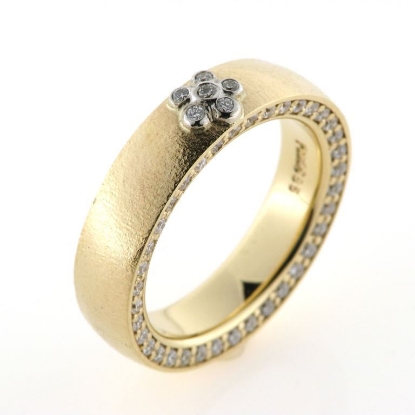 Billede af Ring med 37 brill. a 0,015 w/vs. + hvg. blomst 5* 0,01 + 1* 0,02 w/vs. 14 kt. rosa