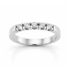 Billede af Allia. ring 14 kt. hvg. 5* 0,04 w/vs. (b.2,6 mm.,tyk.1,8 mm.)