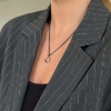 Billede af By Birdie Victoria Rose vedhæng sort rhodineret sølv m. 14 kt. + 0,06 ct.