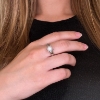 Billede af Ring med ferskvandsperle og dråbegrabber i 14 kt. hvidguld